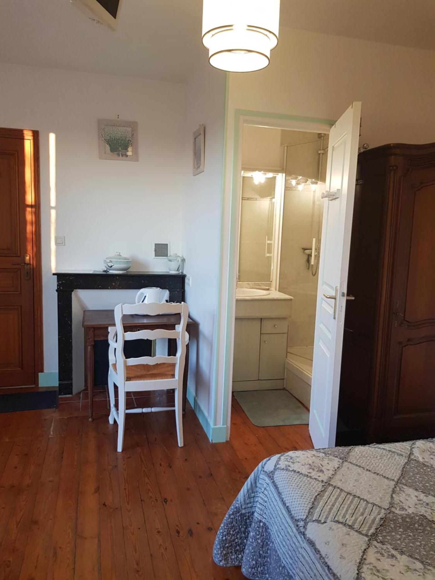 Chambres D'Hotes Anne-Marie Chatillon-sur-Indre Exterior photo